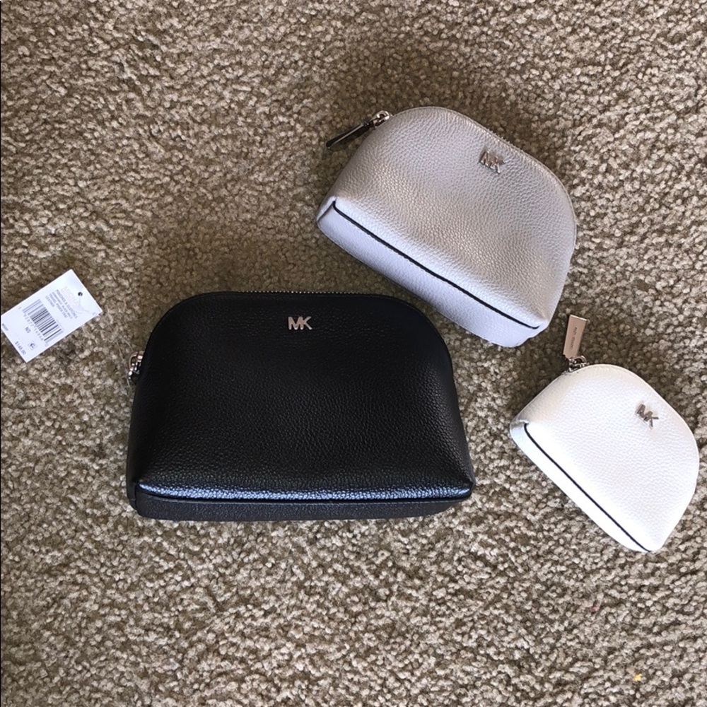 MICHAEL KORS MAKEUP BAGS 3 IN 1